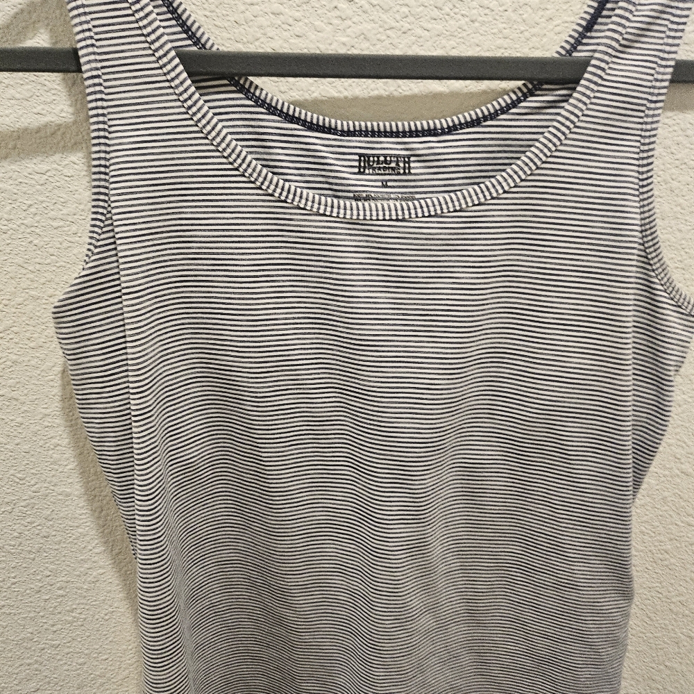 Duluth Trading Co Gray Ribbed Fitted Sleeveless Tank Top